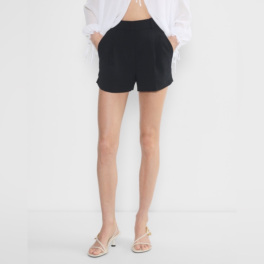 Wilfred Effortless Mini shorts